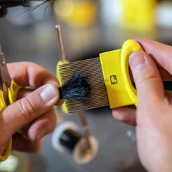 Loon Outdoors LOON ERGO UNDERFUR COMB -Wild Fishing Trip Shop Ergo Underfur Comb alt 2 1000x 39b8b423 3ae7 4302 999e fe8402f230ec