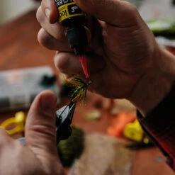 Loon Outdoors LOON UV CLEAR FLY FINISH - FLOW 11 Loon Outdoors LOON UV CLEAR FLY FINISH - FLOW -Wild Fishing Trip Shop UV Clear Fly Finish alt 2 1000x 0132df8d 6e92 40bb ada0 7a95f450c58f